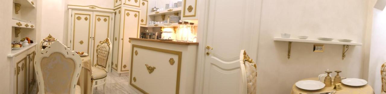 Palazzo Castiglione Bed & Breakfast Gallipoli Bagian luar foto