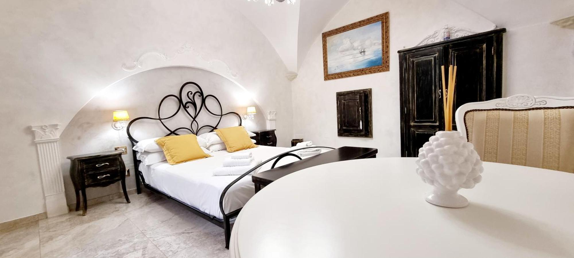 Palazzo Castiglione Bed & Breakfast Gallipoli Bagian luar foto