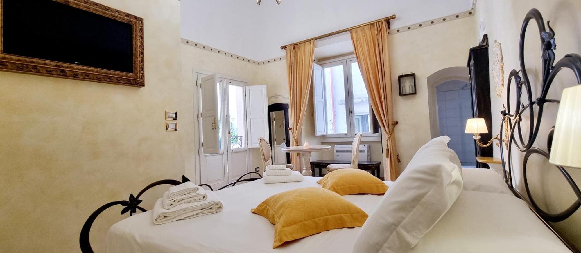 Palazzo Castiglione Bed & Breakfast Gallipoli Bagian luar foto