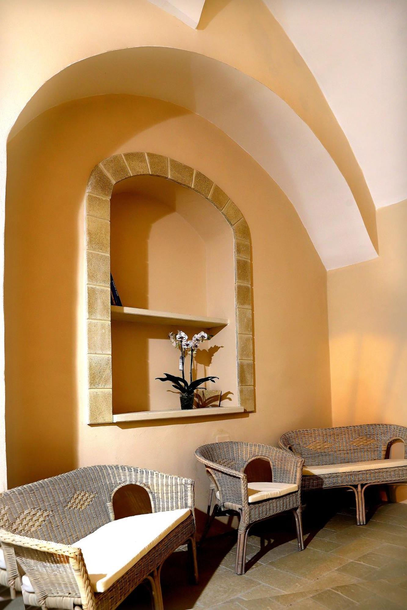 Palazzo Castiglione Bed & Breakfast Gallipoli Bagian luar foto